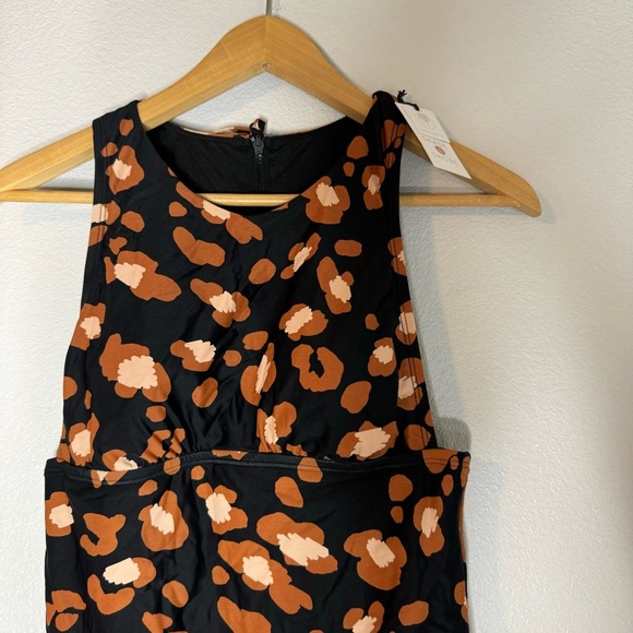 New Shade & Shore Woman’s One Piece Swimsuit Size M - Picture 6 of 14